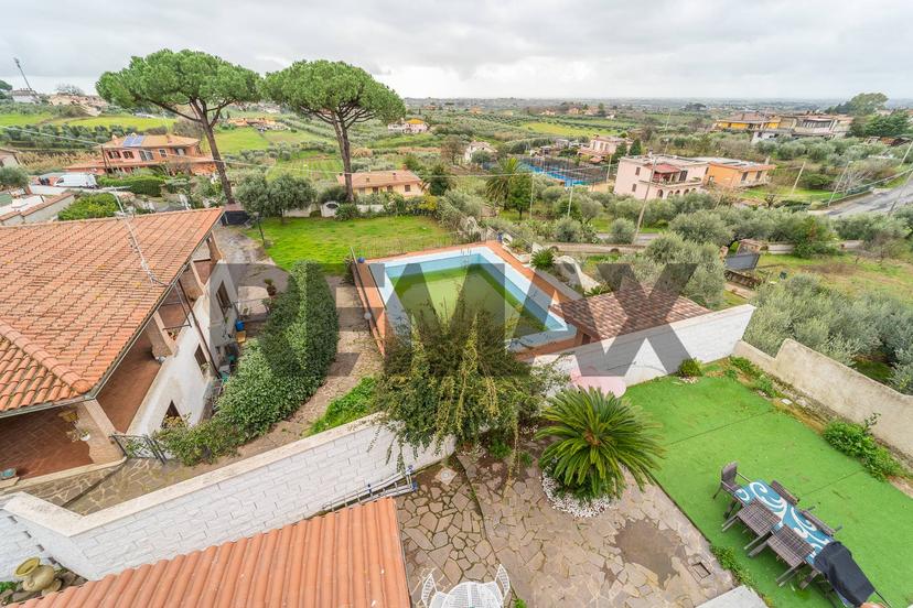 Villa in Via Roncigliano 100, Albano Laziale