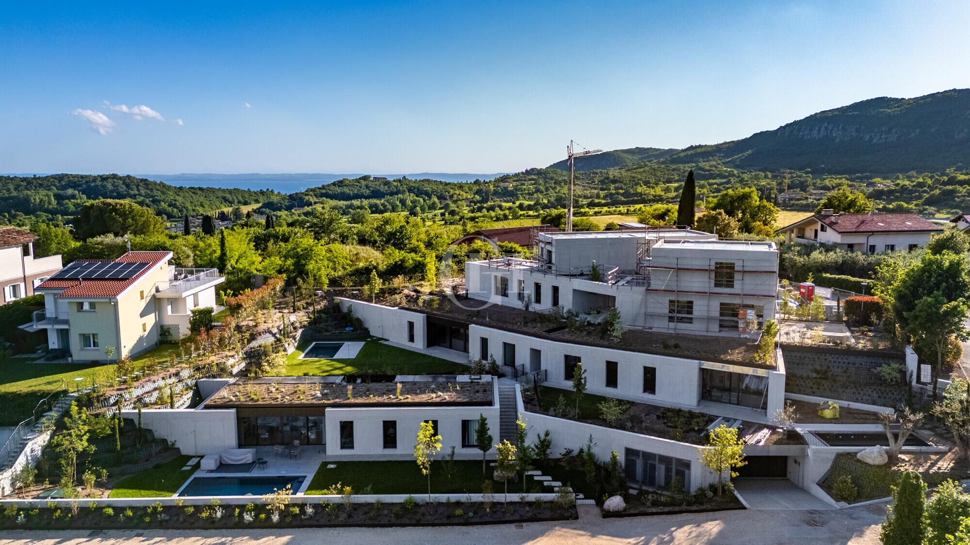 Villa unifamiliare, Costermano