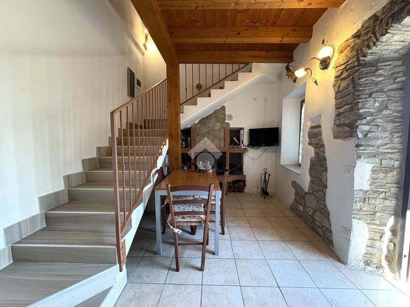 Casa indipendente in Via Giacomo Leopardi 7, Gandosso — foto 4 di 5