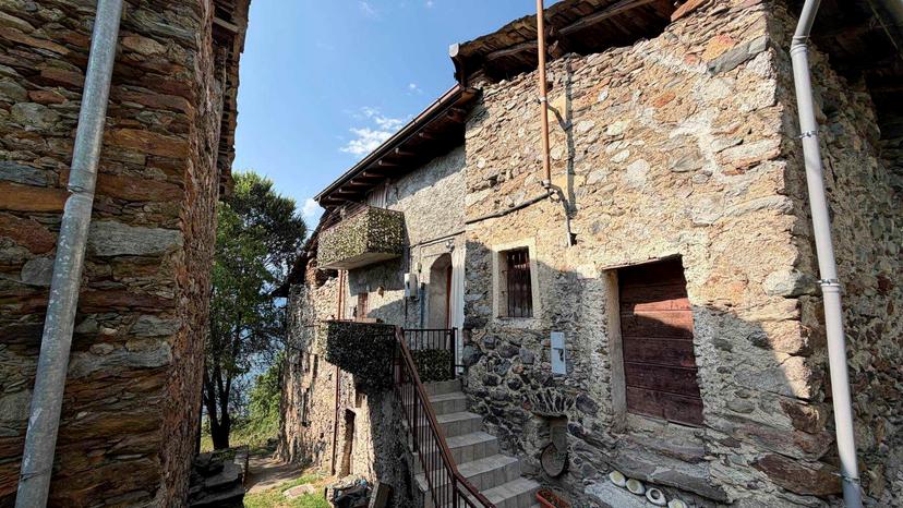 Rustico in Perlungo, Montagna in Valtellina — foto 2 di 5