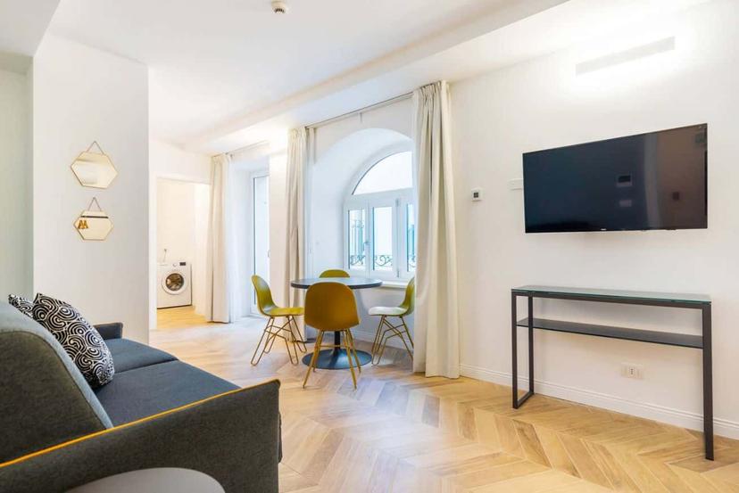 Monolocale in Via Mazzini 32, Trieste
