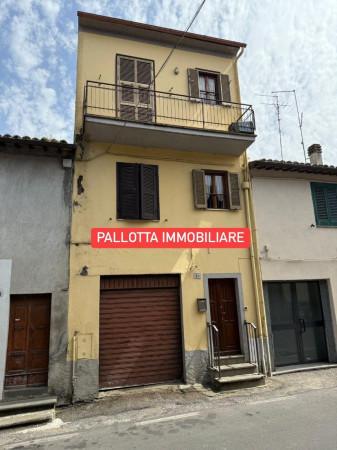 Terratetto unifamiliare in Via Roma 48, Capodimonte — foto 2 di 5