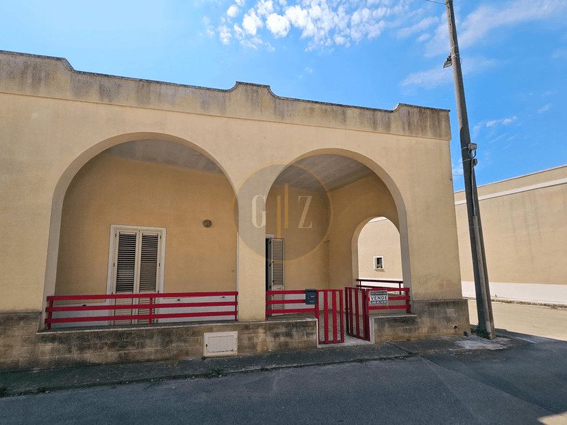 Casa indipendente in Via Cesare Battisti, Martignano — foto 3 di 5