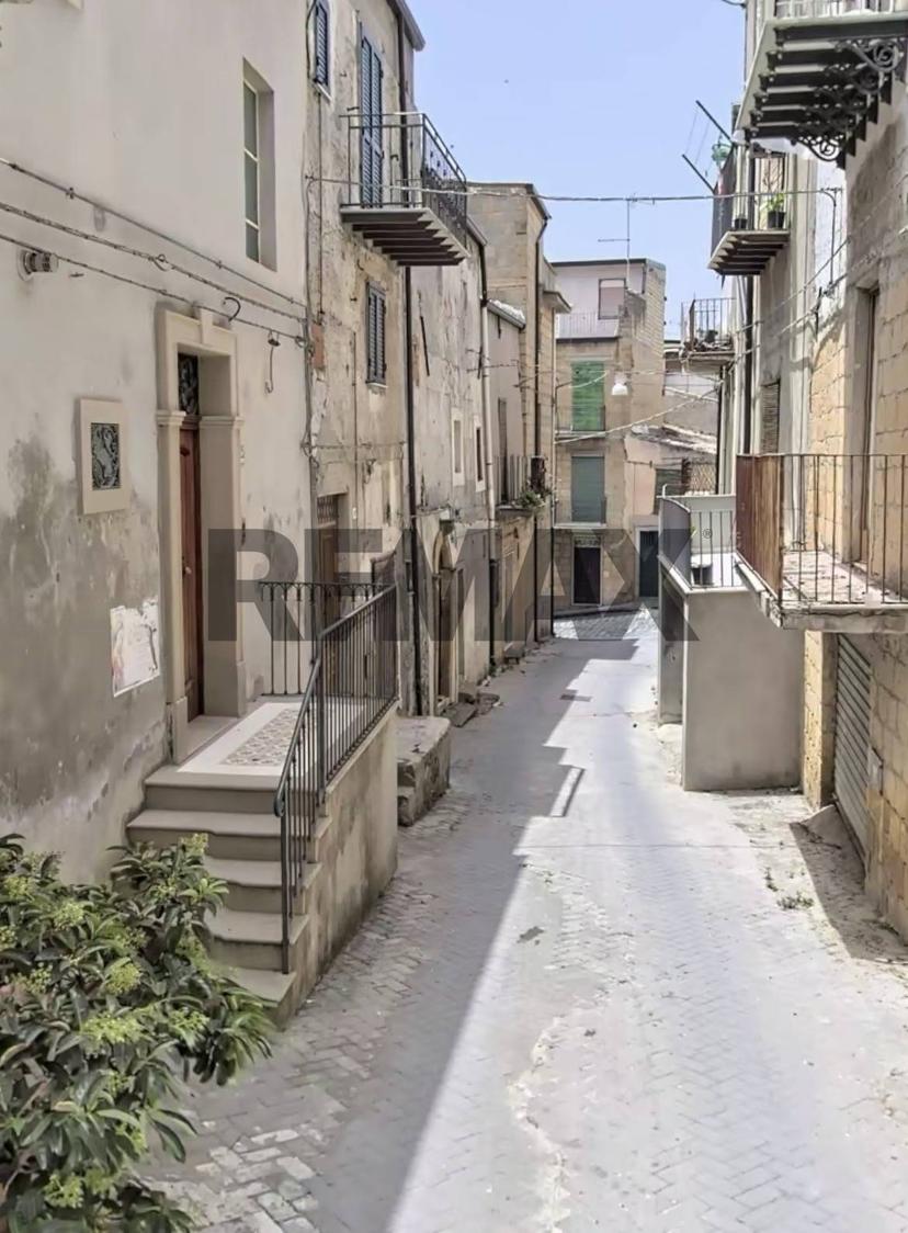 Casa indipendente in Via Capitano Bivona 67, Pietraperzia — foto 5 di 5