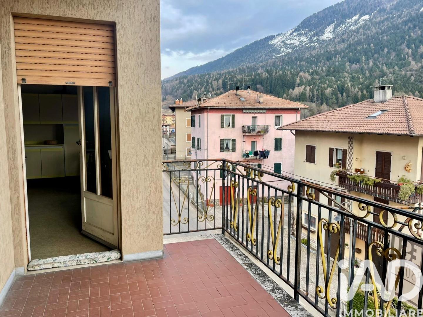 Appartamento in Via Longa Snc, Ronzo-Chienis