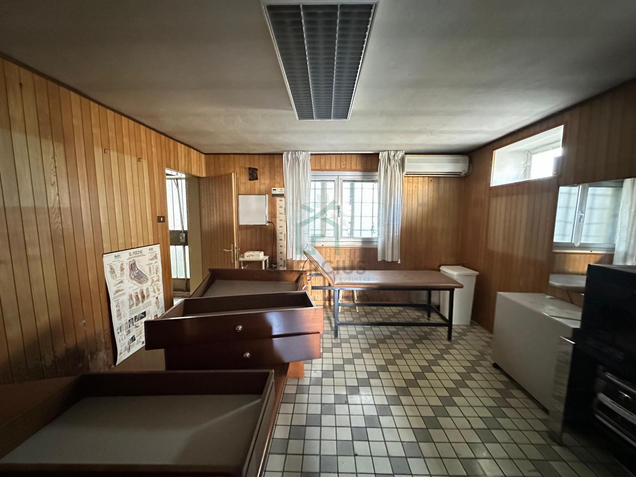 Villa in Via Cavalieri di Vittorio Veneto, Ronco all'Adige