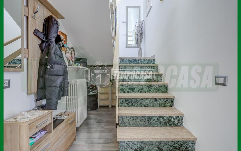 Casa indipendente, Leggiuno — foto 3 di 5