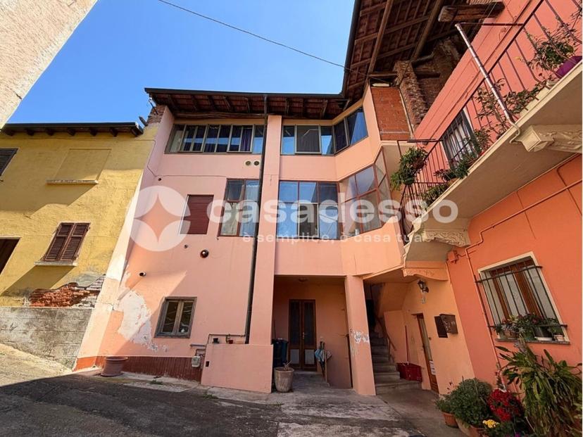 Villa plurifamiliare in Via Garibaldi 48, Lozzolo — foto 5 di 5