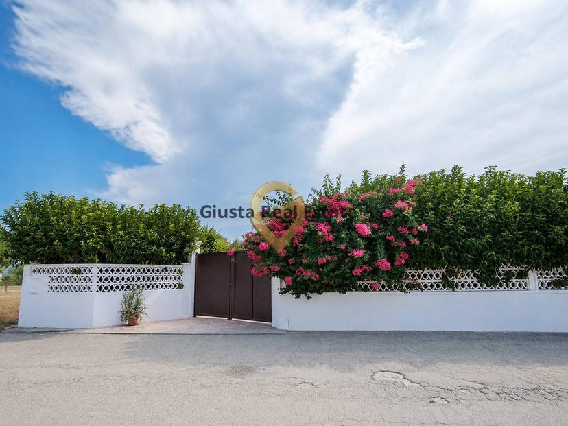 Villa in Via Galilea 1, Brindisi