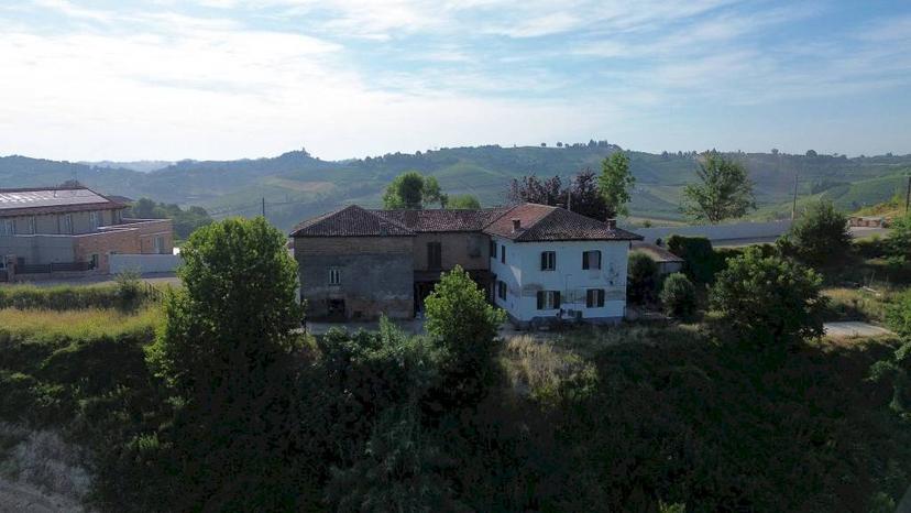 Rustico in Via Bricco Monti, Montegrosso d'Asti — foto 3 di 5