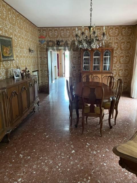 Villa, Barga