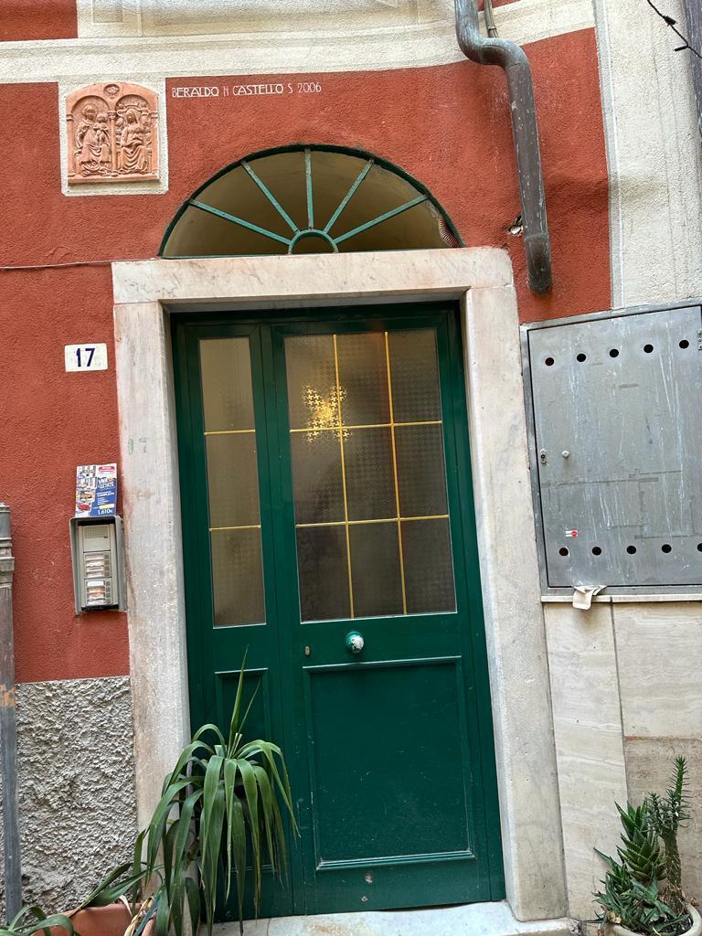 Trilocale, Lerici