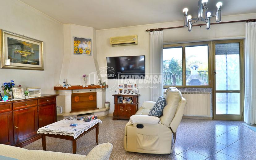 Villa in Via Mombarcaro, Fiumicino — foto 4 di 5