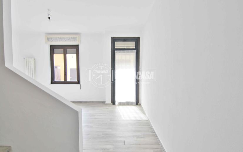 Casa indipendente, Galliate — foto 2 di 5