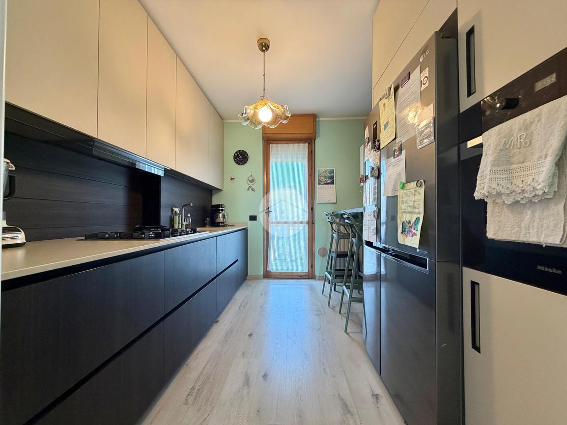 Quadrilocale in Via Marzabotto 6, Desenzano del Garda