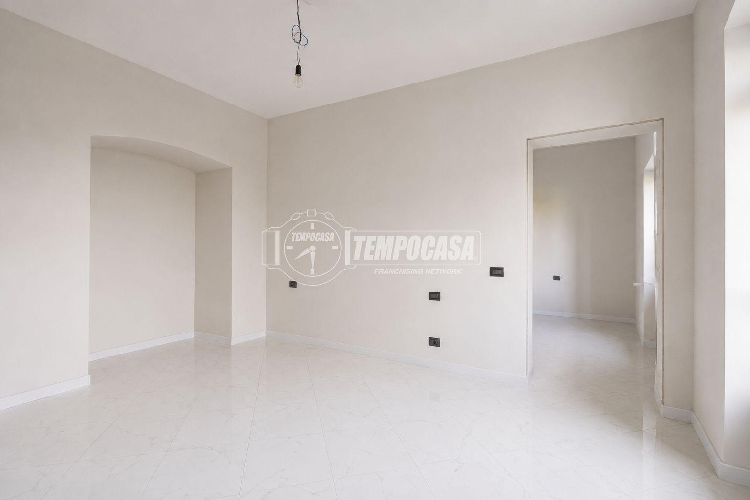 Bilocale in Via Stazione 6, Lambrugo