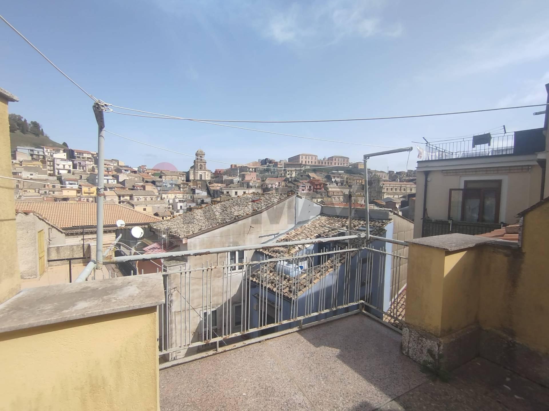 Casa indipendente in Via Camillo Benso di Cavour, Buccheri