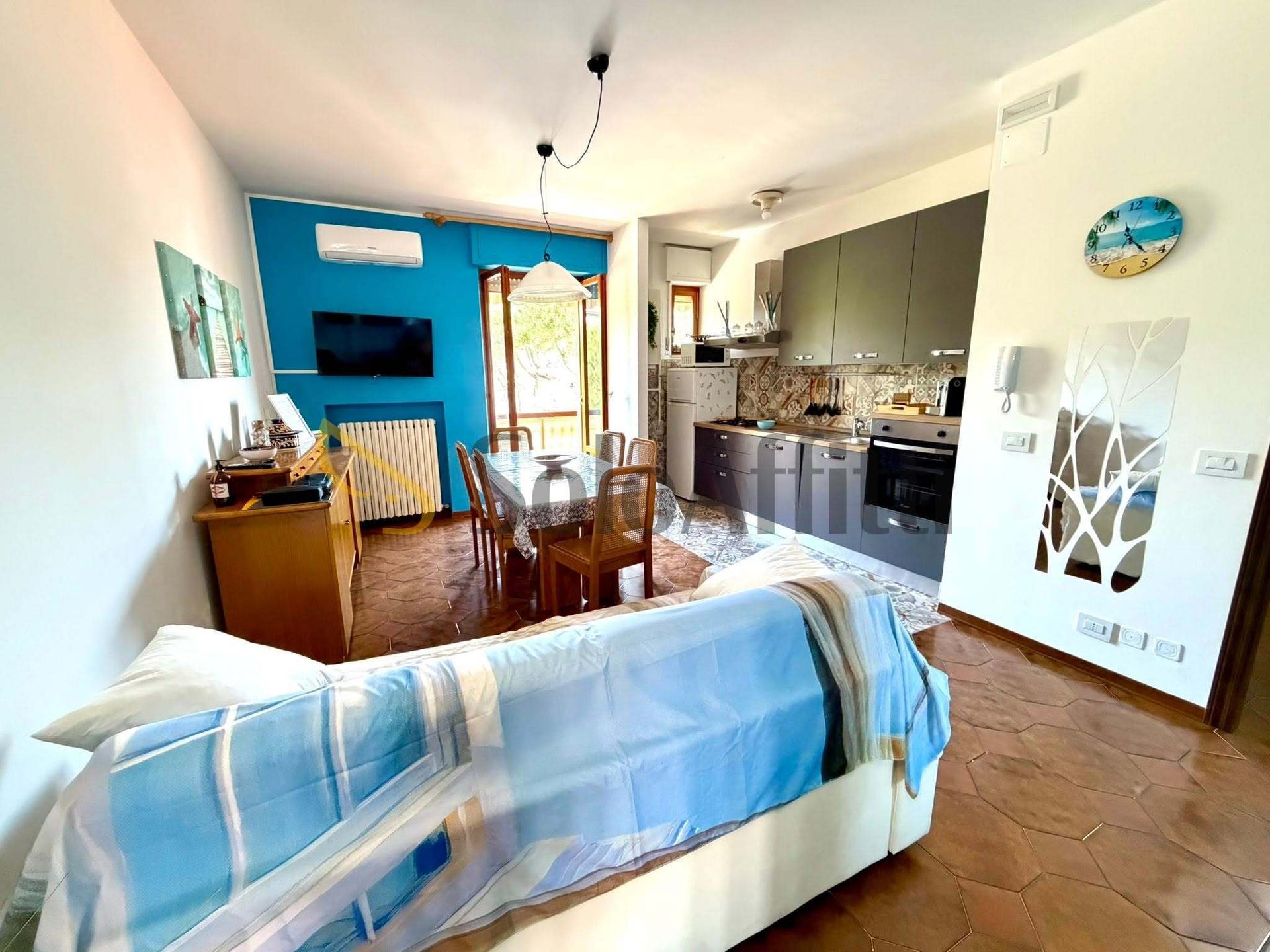 Trilocale in Via C. Battisti 20, Martinsicuro