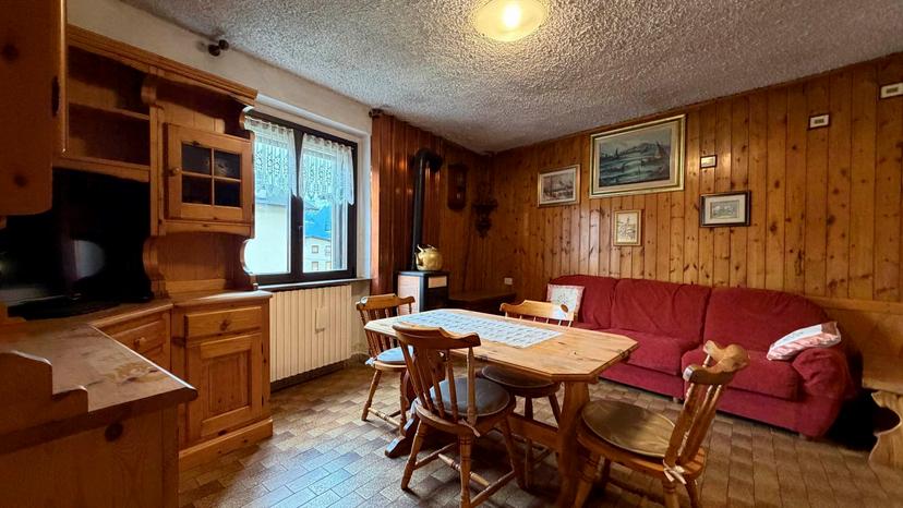 Casa indipendente in Salita S. Silvestro, Teglio — foto 4 di 5