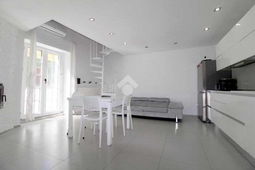 Casa indipendente in Via Emanuele di Giovine 25, Lucera — foto 4 di 5