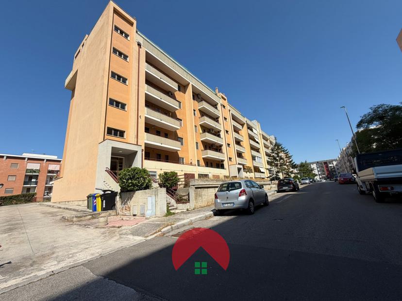 Appartamento in Via Sinni, Matera