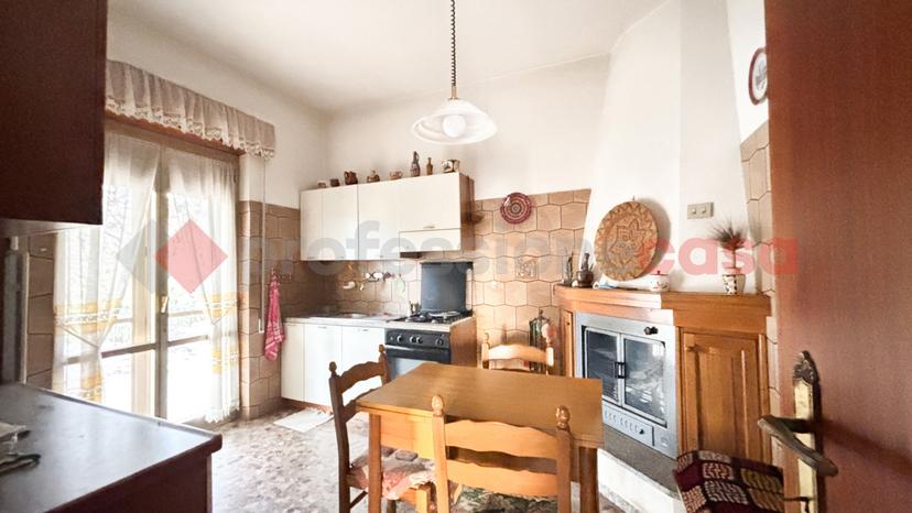 Appartamento in Via San Benedetto 3, Torre Cajetani — foto 3 di 5