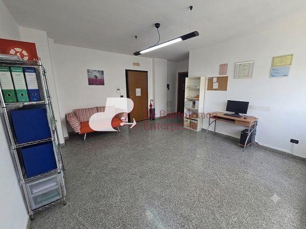 Villa bifamiliare in Corso della Carboneria, Bari — foto 4 di 5