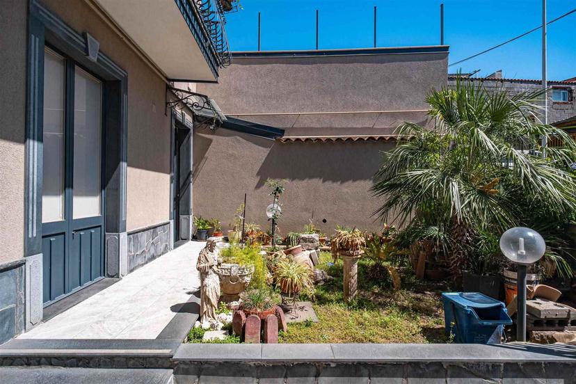 Casa indipendente in Via Laudani, Santa Maria di Licodia — foto 3 di 5