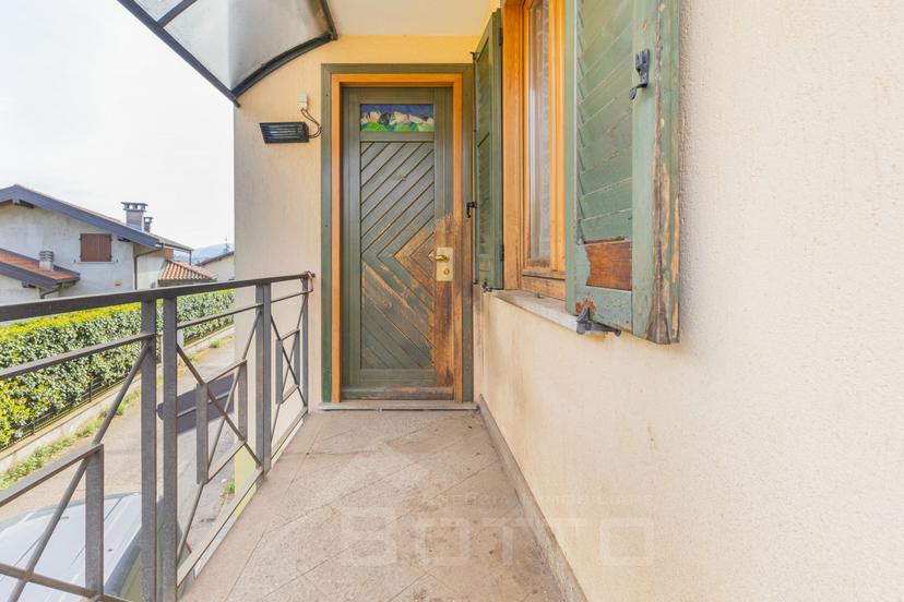 Villa in Via Gabbio N. 11, Casale Corte Cerro — foto 5 di 5