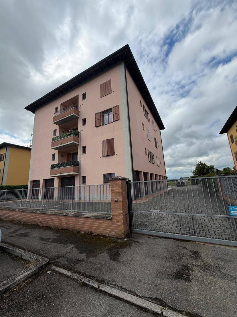 Bilocale in Via Martiri delle Foibe 35, Castelfranco Emilia — foto 2 di 5