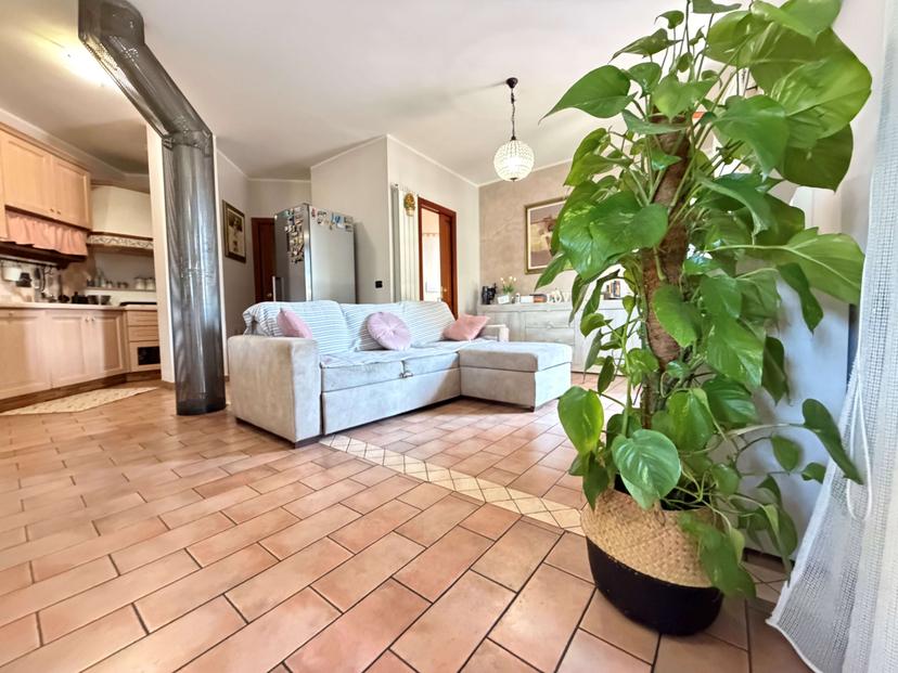 Porzione di villa in Via Pacinotti, Spoleto — foto 4 di 5