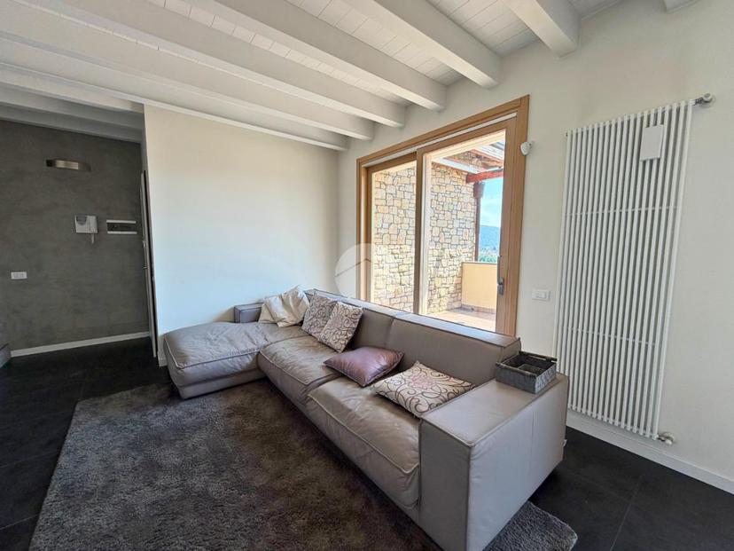 Trilocale in Via Cerro Alto 30, Sarnico — foto 2 di 5