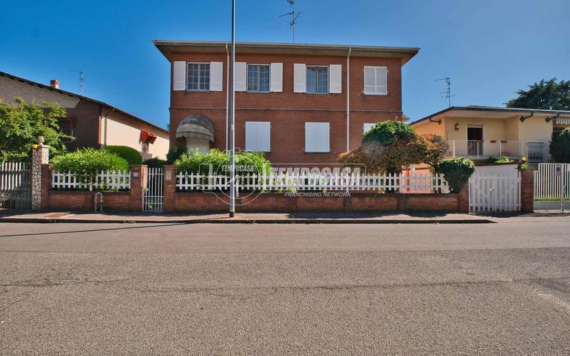 Quadrilocale in Via Sirtica 16, Vercelli