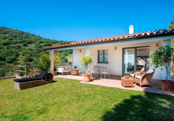 Villa bifamiliare, Villasimius