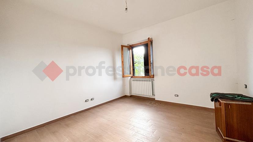 Trilocale in Via San Benedetto 3, Torre Cajetani — foto 5 di 5