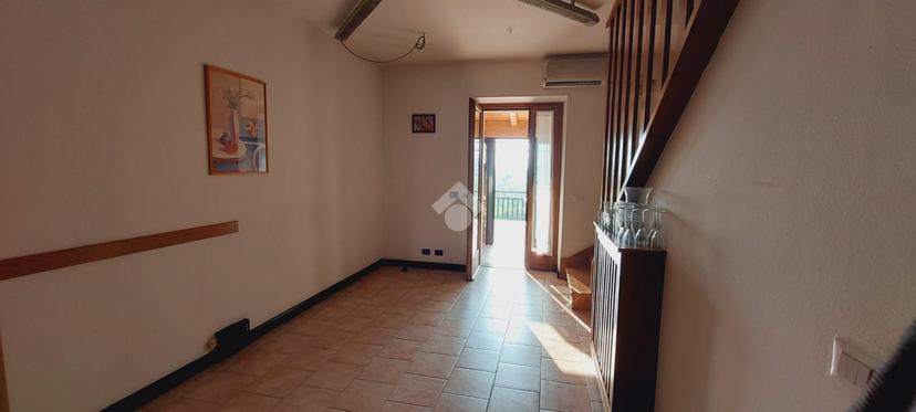 Villa a schiera in Via S. Pancrazio 36, Caprino Veronese — foto 2 di 5