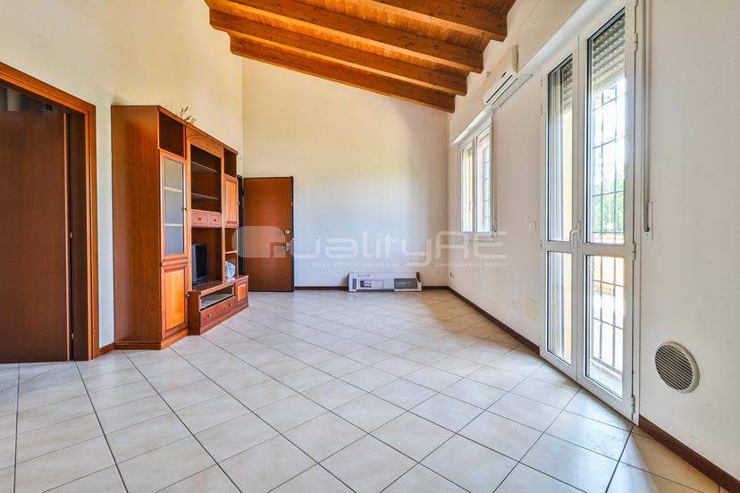 Bilocale in Via Tolara di Sotto 56, Ozzano dell'Emilia — foto 2 di 5