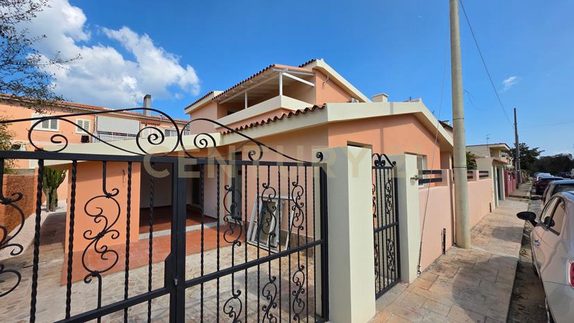 Villa in Via Santorre di Santarosa Snc, Olbia — foto 3 di 5