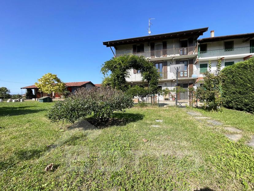 Casa indipendente in Via Grizza, Oleggio — foto 4 di 5