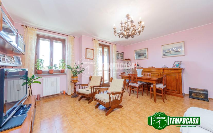 Trilocale in Via Angelo Mainetti, Besate
