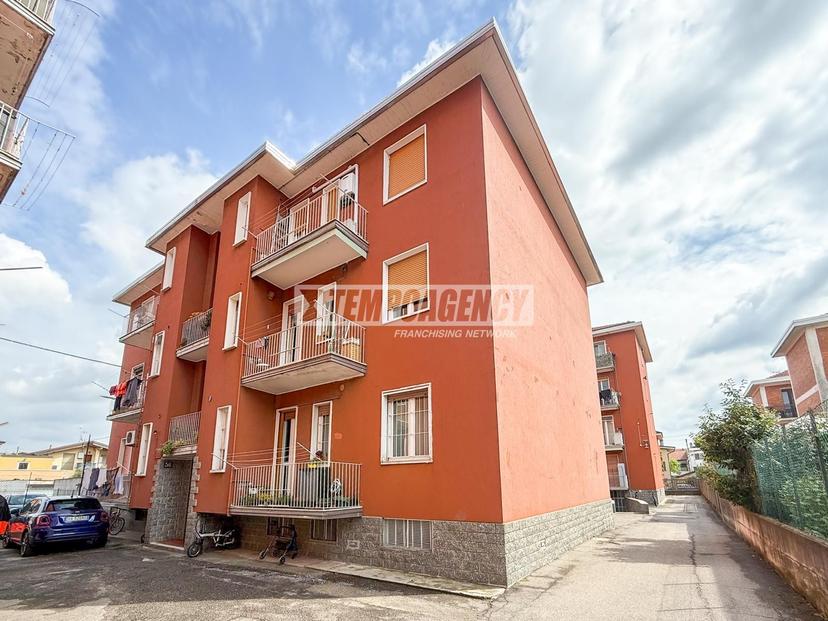 Bilocale in Via IV Novembre 56, Cormano