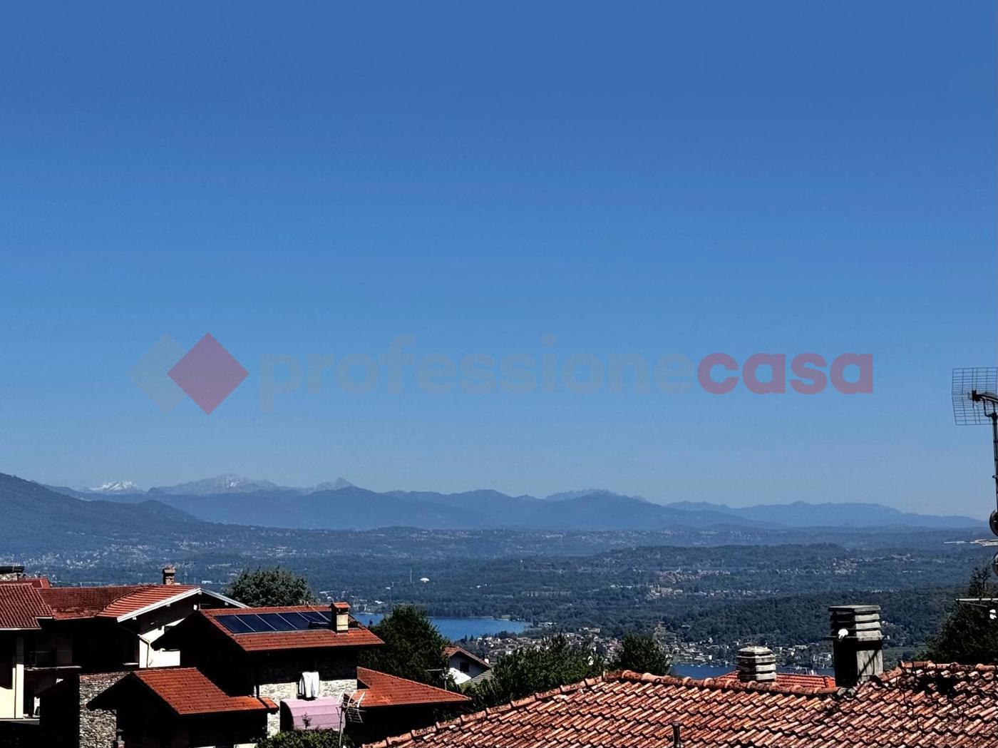 Trilocale in Via Panoramica , Colazza