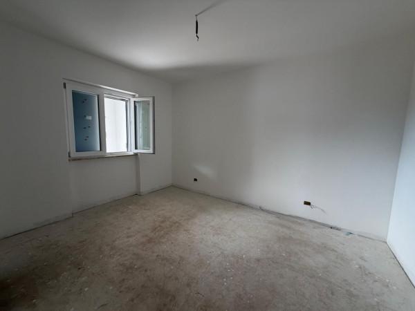 Villa bifamiliare in Via Eschieto 96, Nettuno — foto 3 di 5