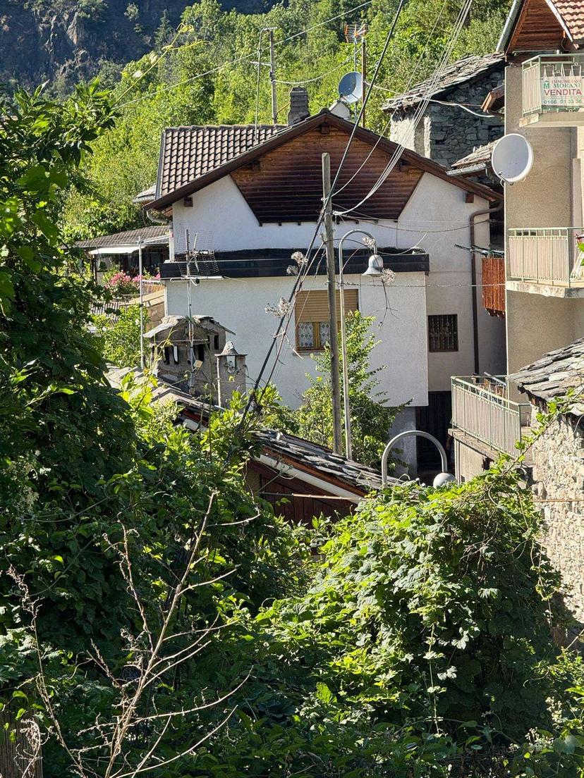 Casa indipendente, Saint-Vincent — foto 3 di 5