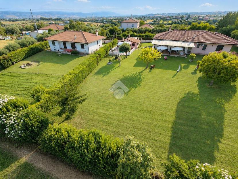 Villa in Via Case di Trento 13, Giulianova — foto 4 di 5