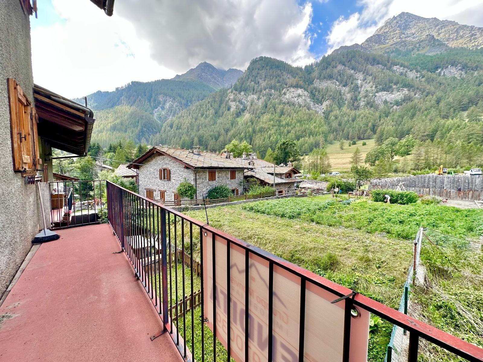 Baita in Frazione Chianale 74, Pontechianale