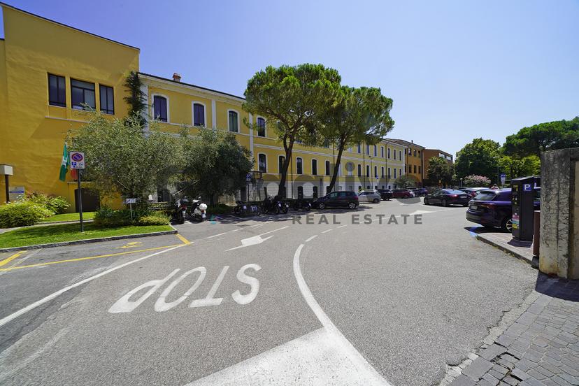 Trilocale in Via Sant'Angela Merici 18, Desenzano del Garda — foto 5 di 5