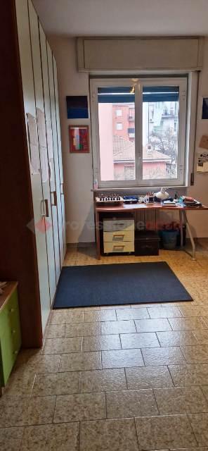 Monolocale in Via Monza , Pioltello