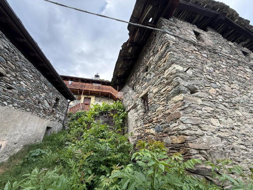 Rustico in Frazione Plane, Nus — foto 3 di 5