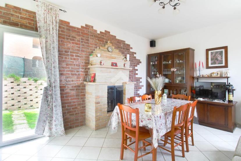 Casa indipendente in Via Dante Alighieri 61, Sant'Elpidio a Mare — foto 3 di 5